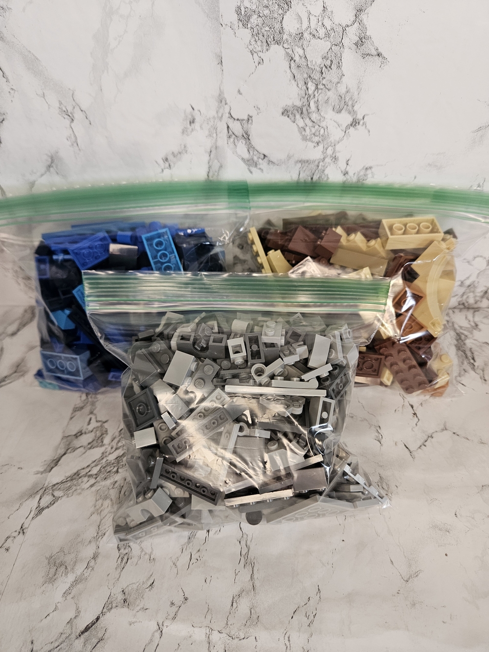 Lego Mixed Brick Lot in Gray, Blue, Brown, Tan N.3